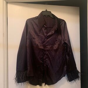 ⭐️SHEIN Black Blouse w/ Feather Detail on Sleeves M NWOT